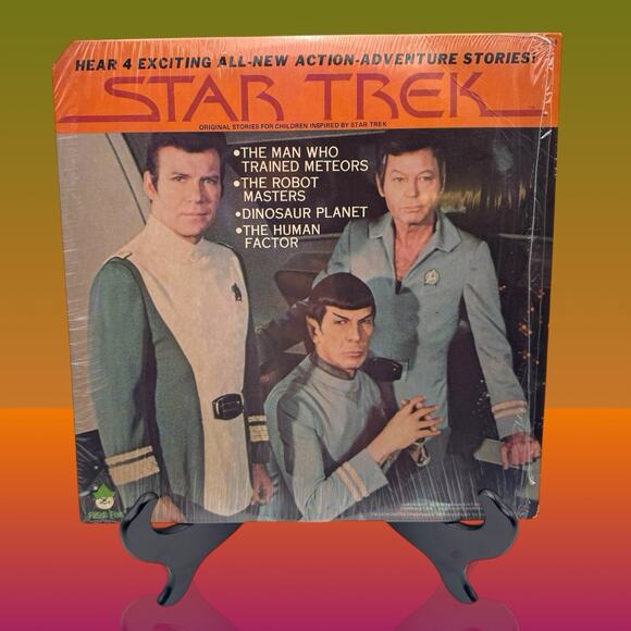 Star Trek- 4 Exciting Action-Adventure Stories Peter Pan #8236 Plastic No Sleeve - Picture 1 of 8
